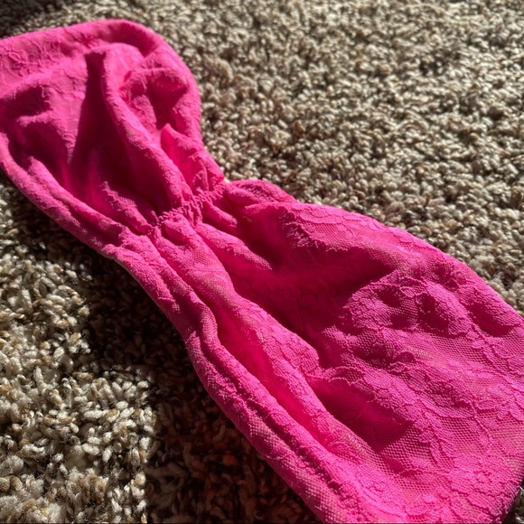 PINK Victoria’s Secret Lace Bandeau Medium - Picture 2 of 5